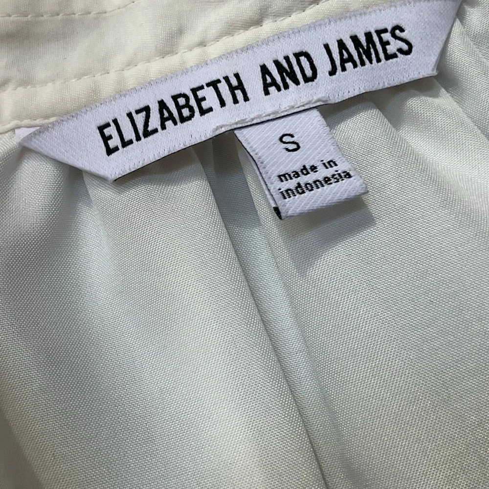 Elizebeth and James white dress, Small - Picture 5 of 6